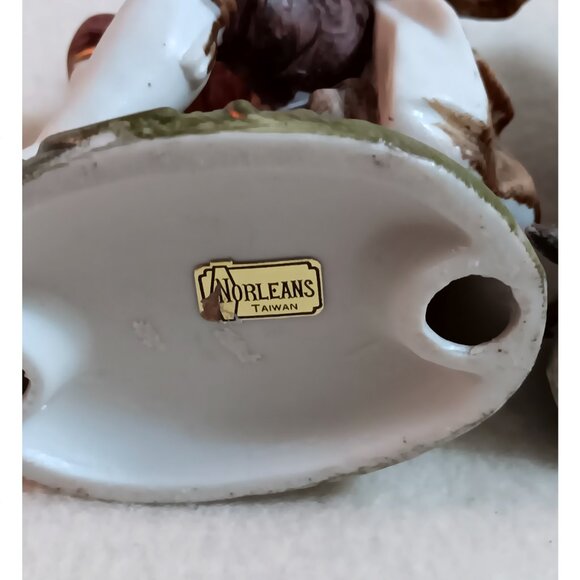 Pair Vtg Norleans Bisque Figurines Georgian Couple lute jug bird Perfect 5.5" - Picture 5 of 5